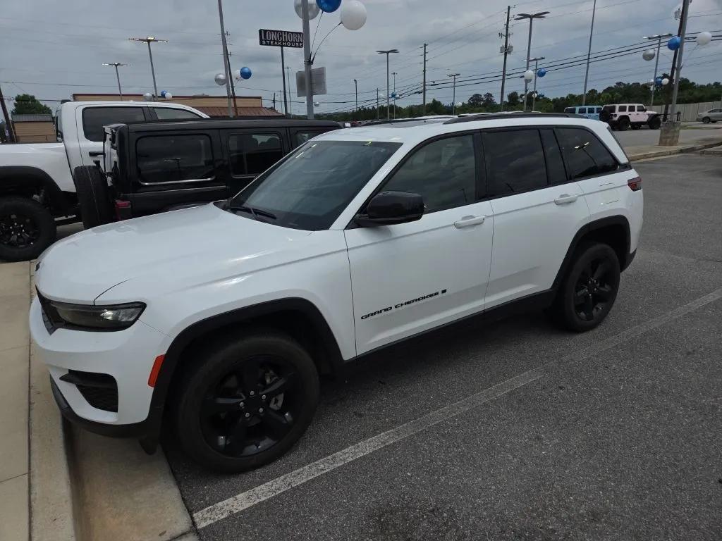 jeep grand cherokee 2023 1C4RJGAG5P8891360 image jeep grand cherokee 2023 1C4RJGAG5P8891360 image